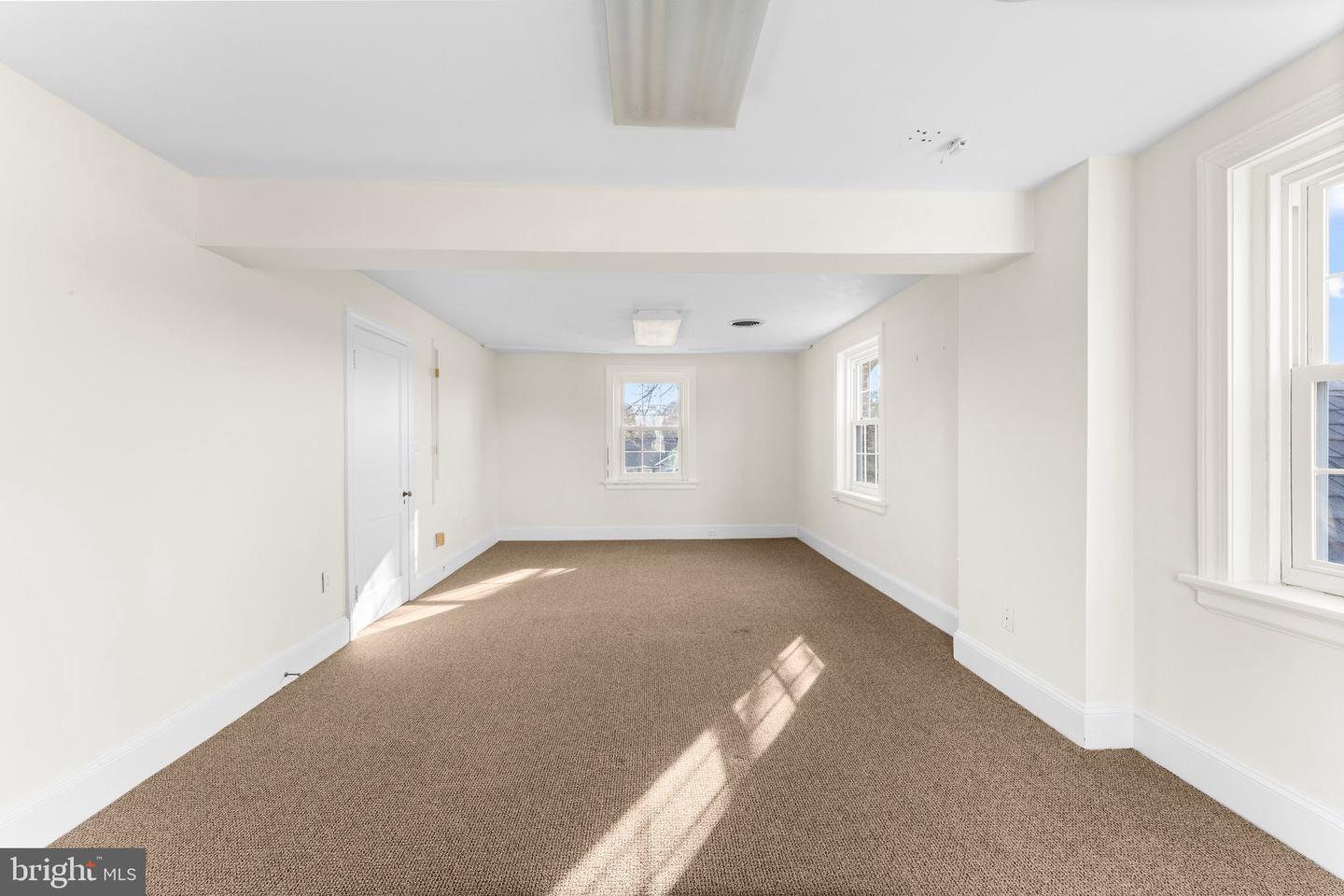 95 N. Main St Property Photo 9