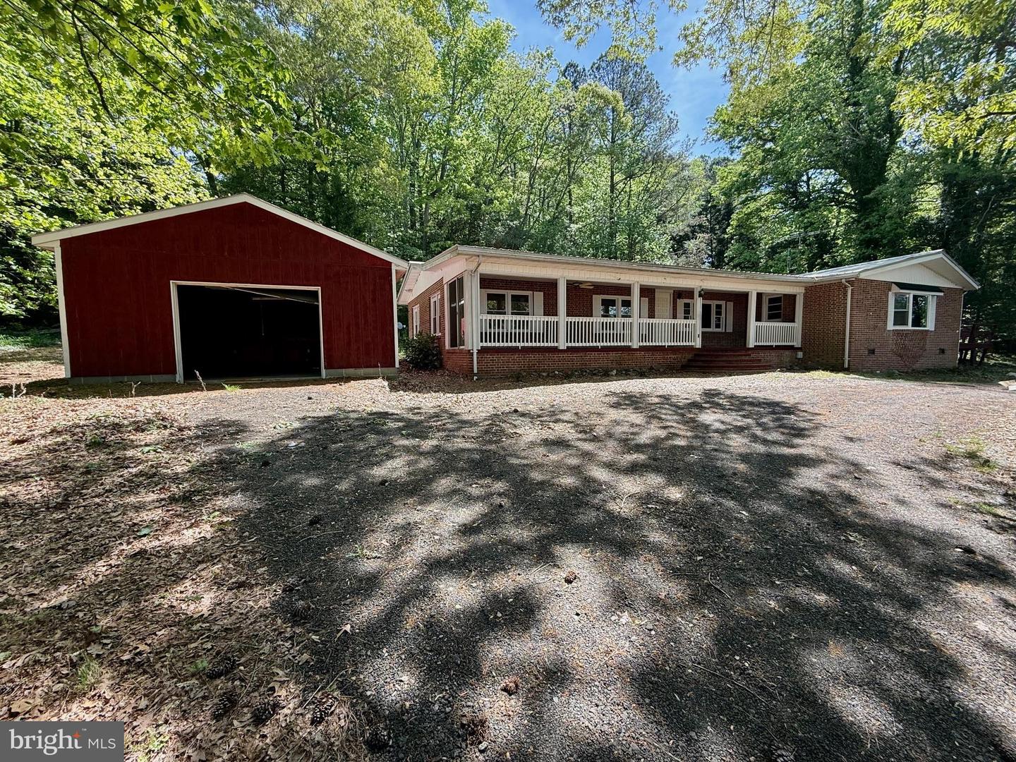 8739 River Rd Property Photo