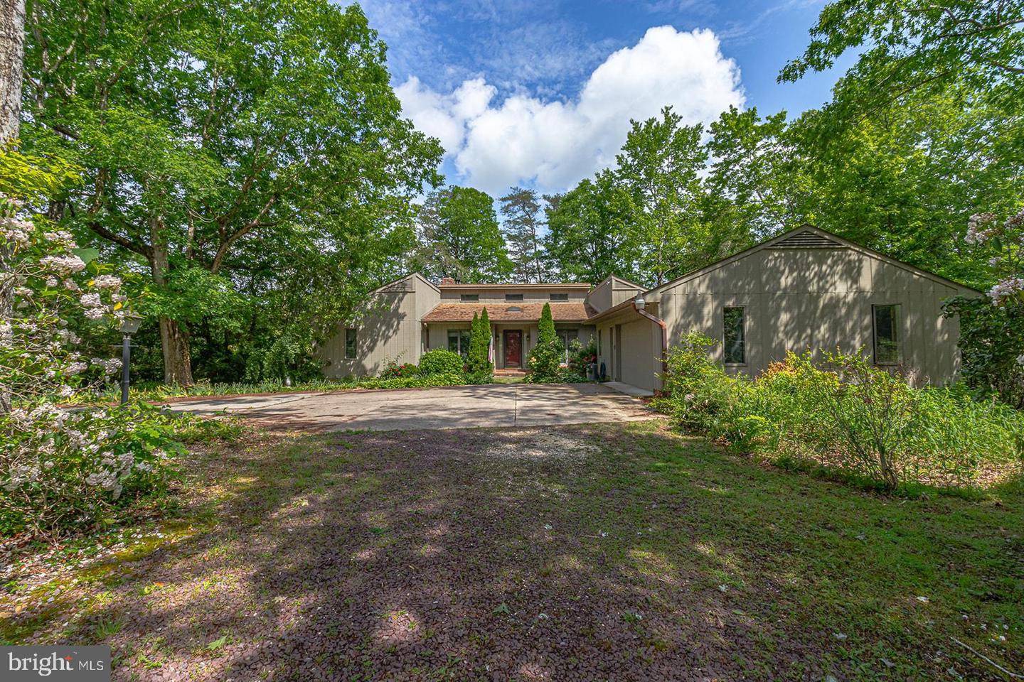 109 Kingfisher Circle Property Photo 1