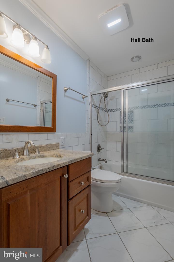 127 Tilden Ln Property Photo 23