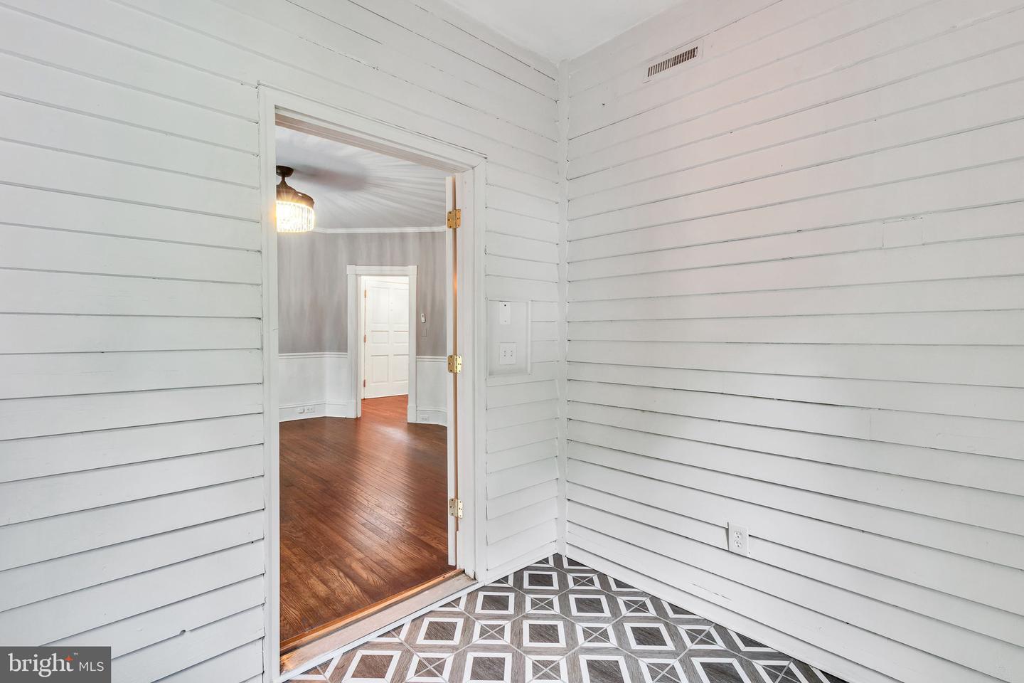 3952 Irvington Rd Property Photo 14