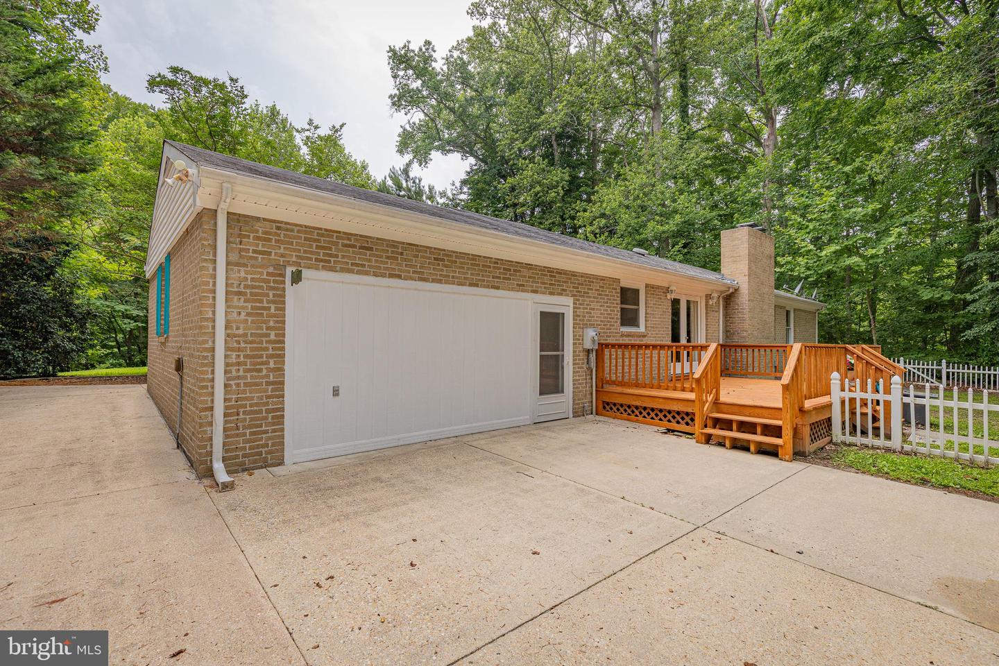 17 Wesley Ter Property Photo 25