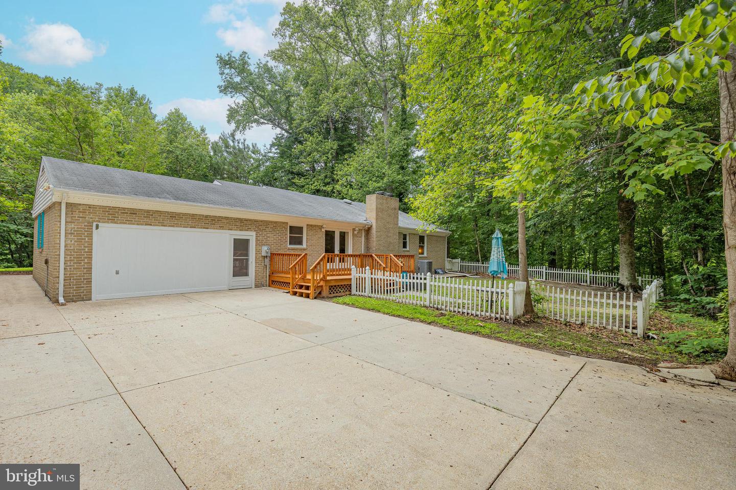 17 Wesley Ter Property Photo 29