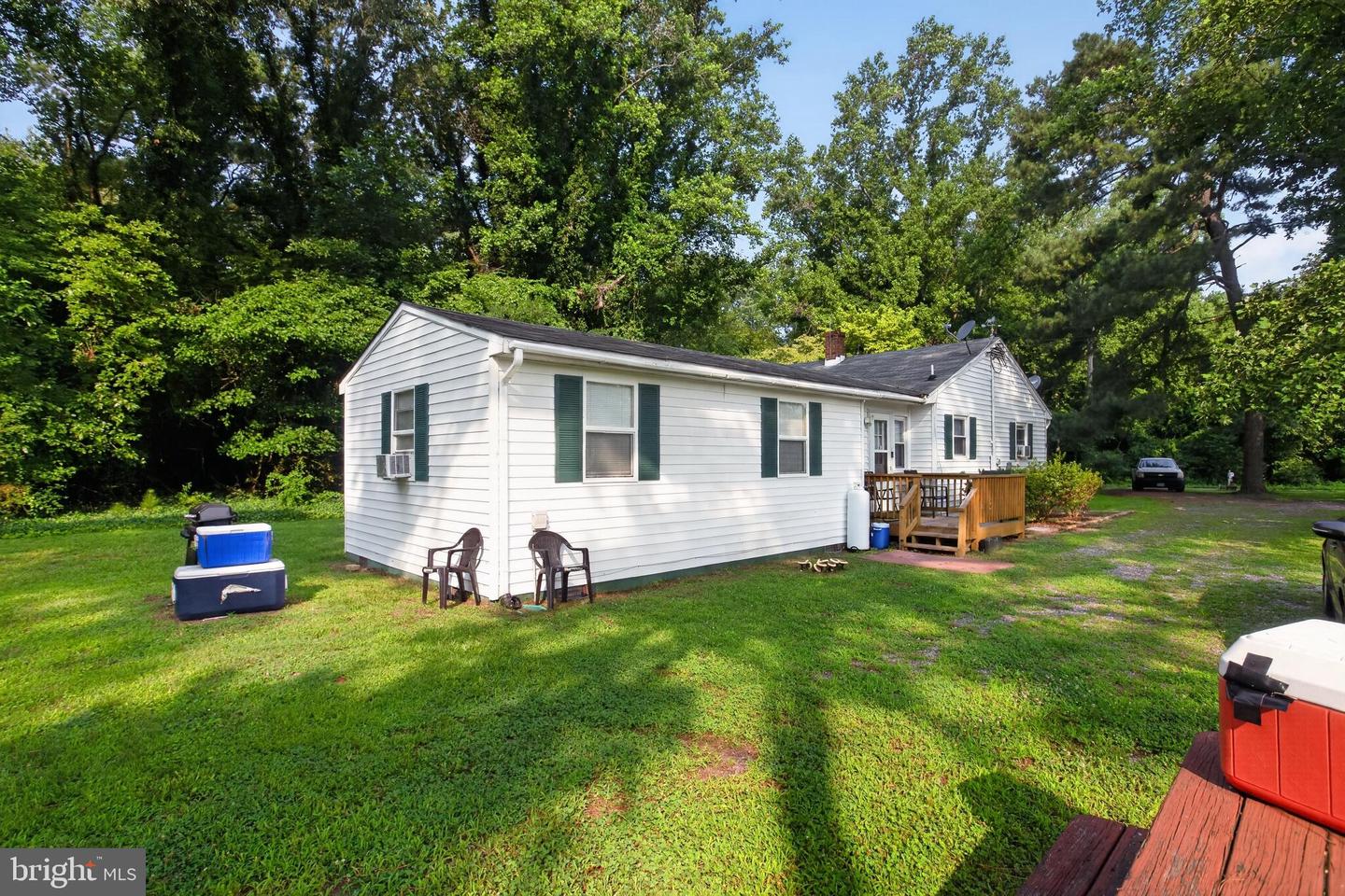 267 Rocky Neck Rd Property Photo 25