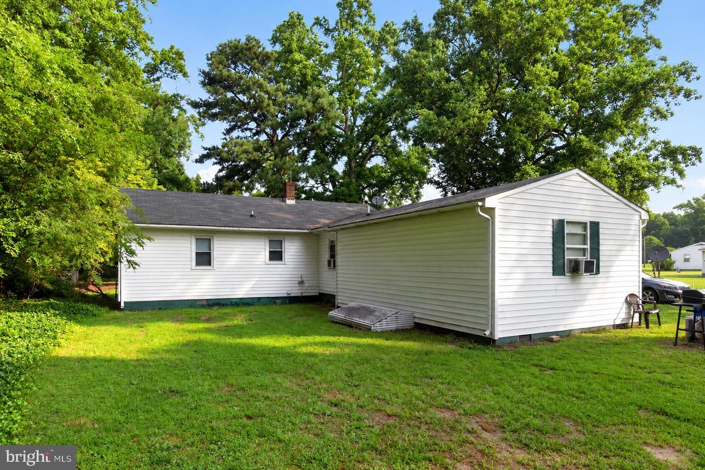 267 Rocky Neck Rd Property Photo 29