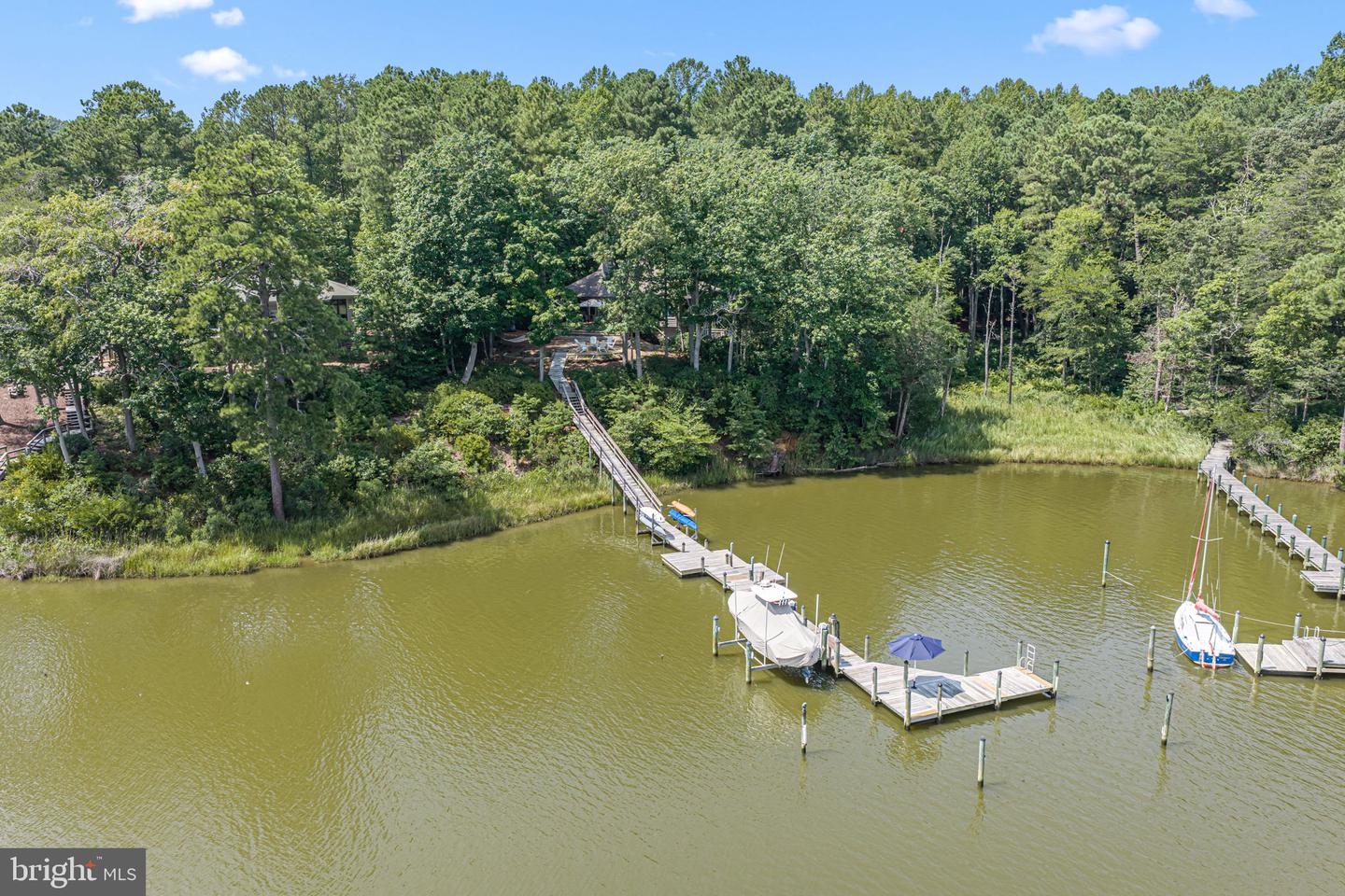 1574 Riverwood Dr Property Photo 1