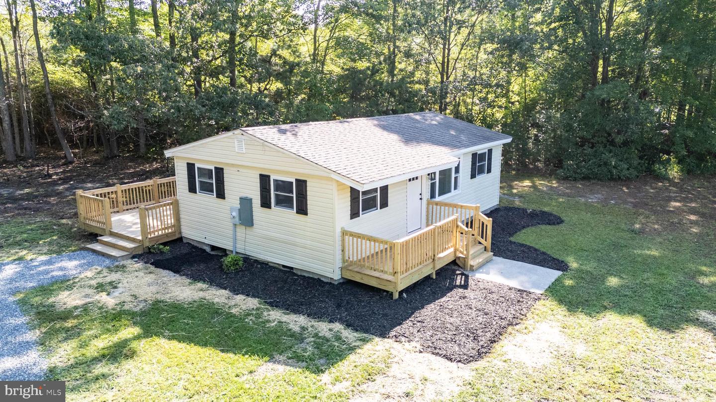 2029 Bluff Point Rd Property Photo 4