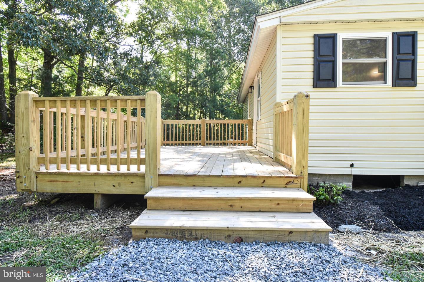 2029 Bluff Point Rd Property Photo 5