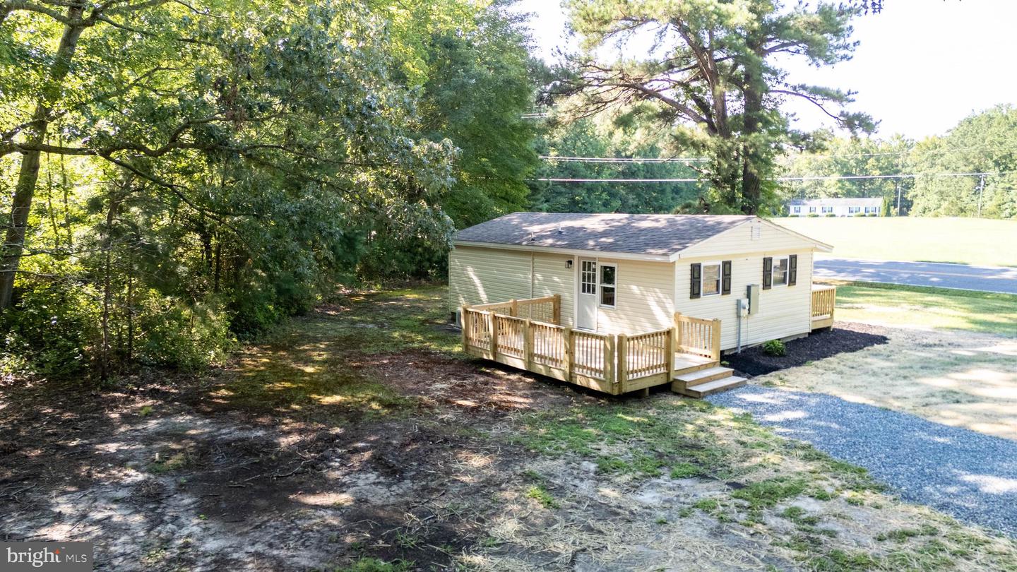 2029 Bluff Point Rd Property Photo 9