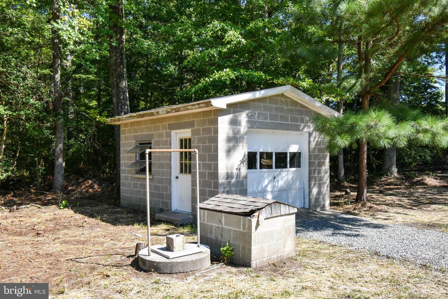 2029 Bluff Point Rd Property Photo 13