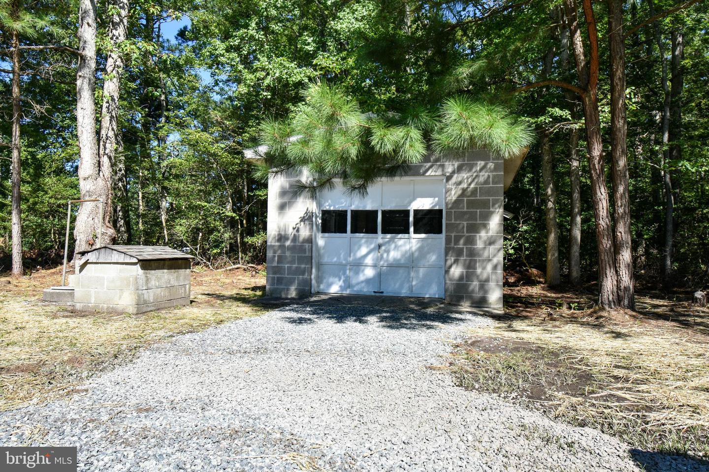 2029 Bluff Point Rd Property Photo 15