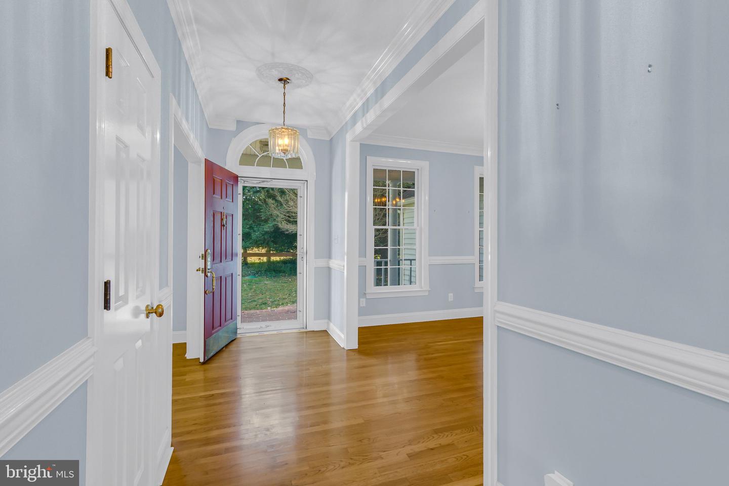 50 Cedardale Ln Property Photo 5