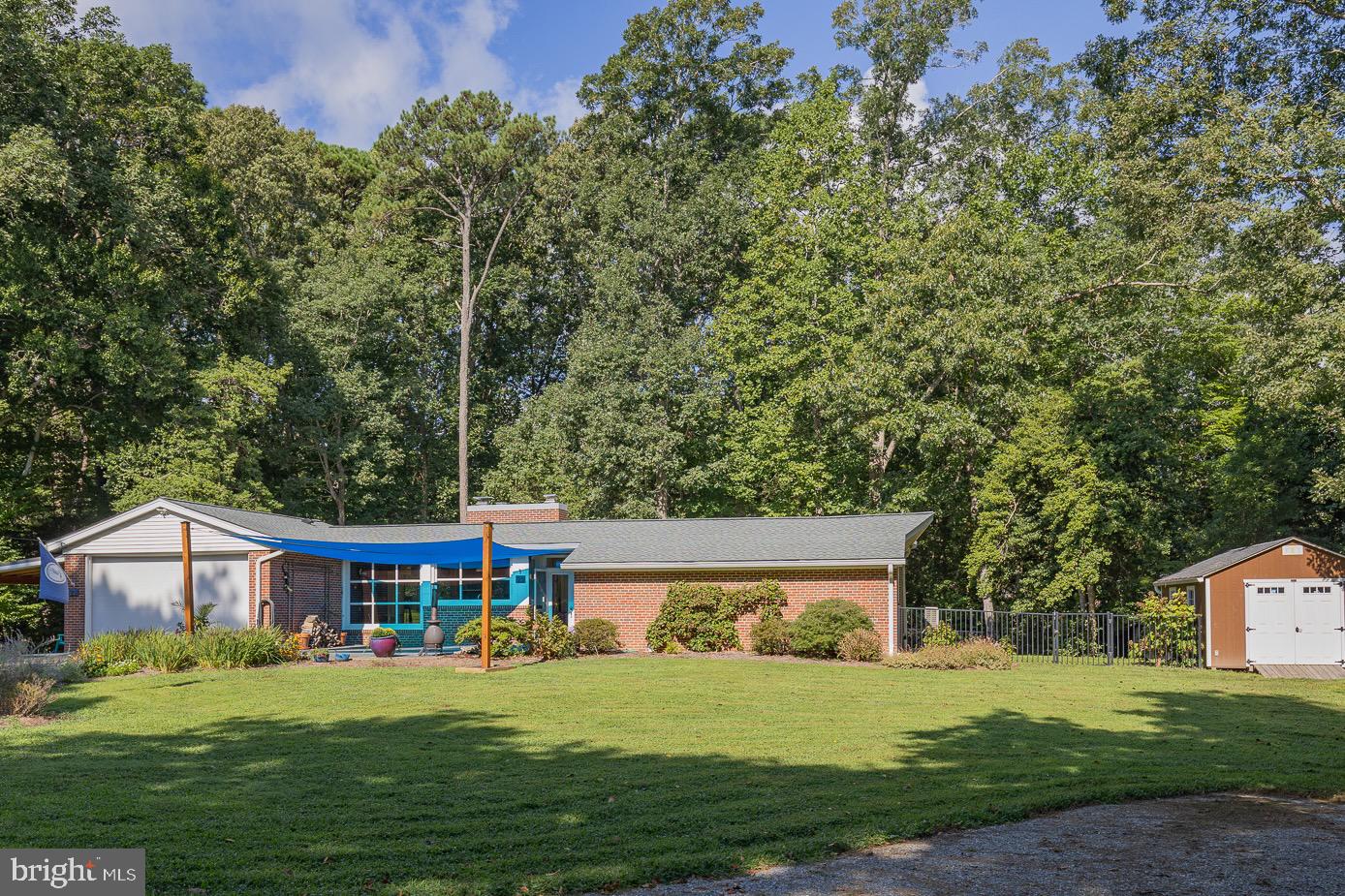 23 OAK RIDGE DR
