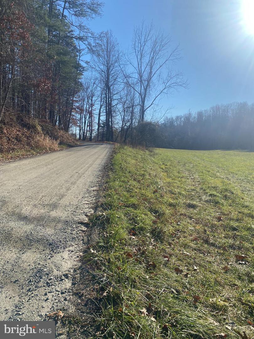 Duet Rd Property Photo 8