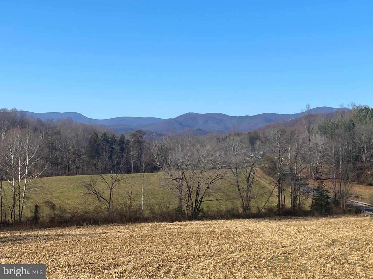 Duet Rd Property Photo 9