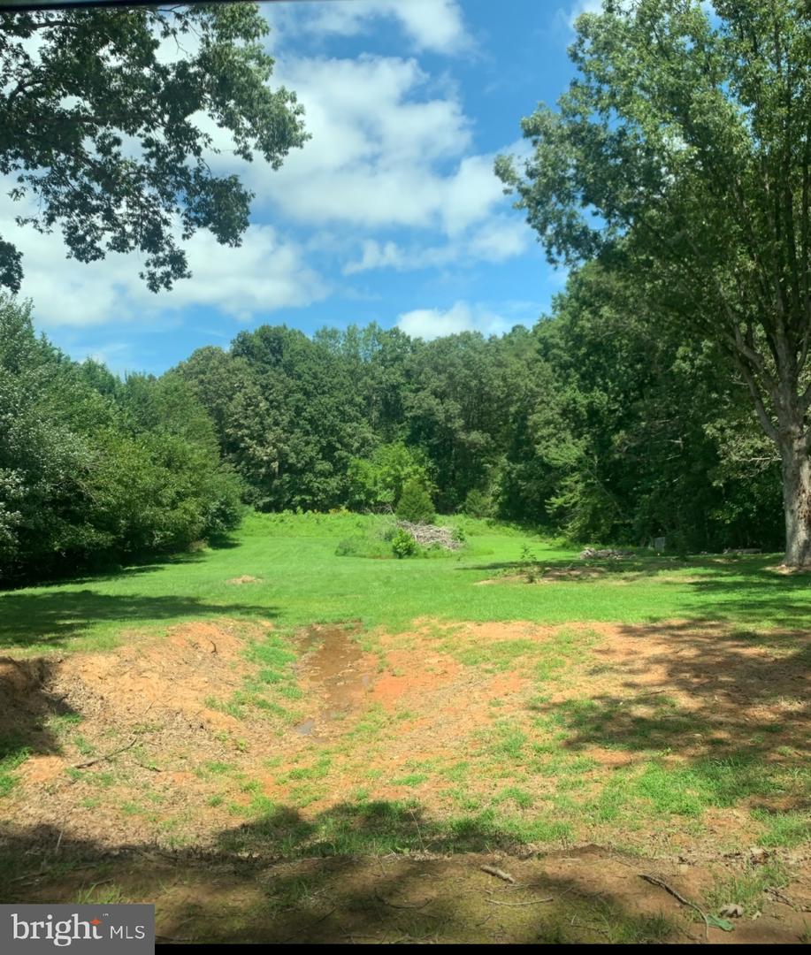 1548 James City Rd Property Photo
