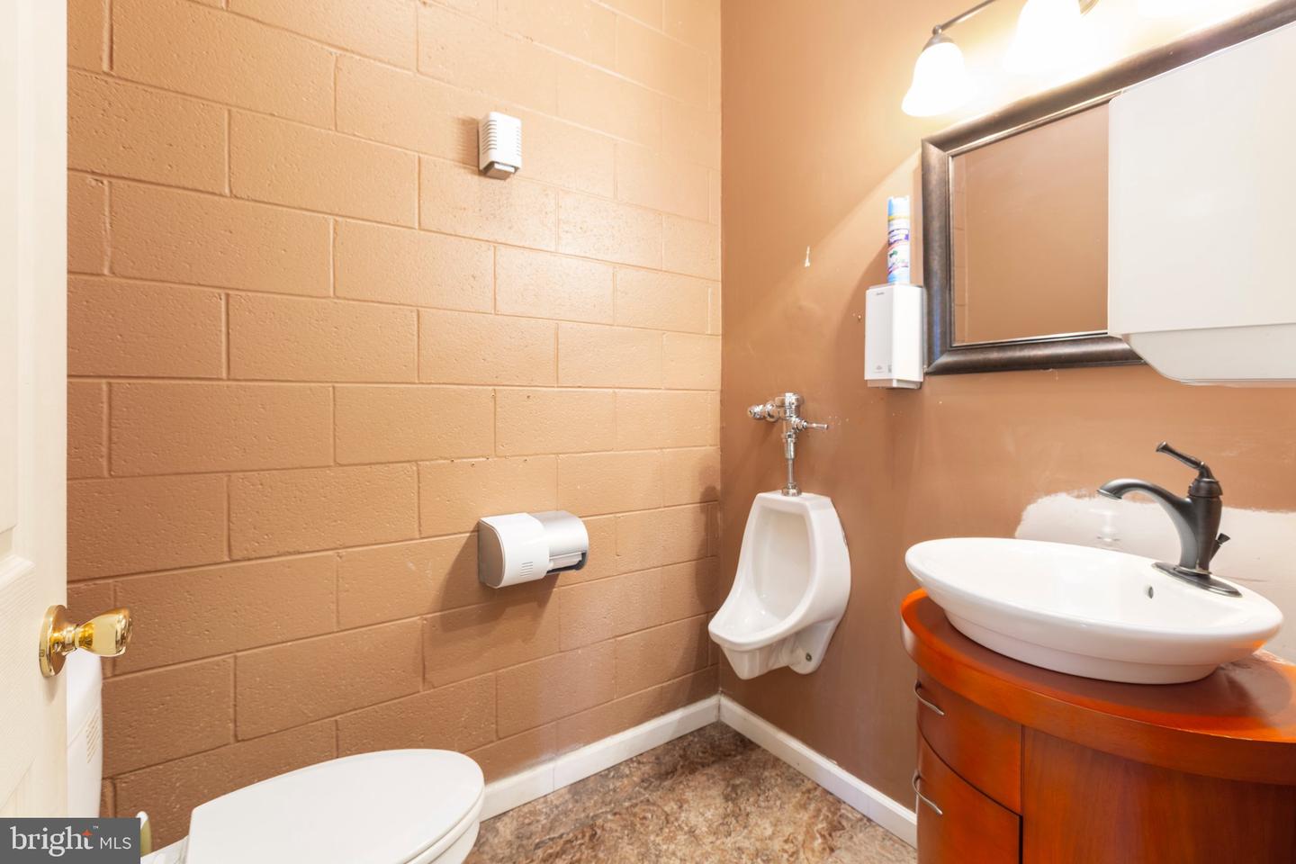 378 John Tucker Property Photo 59