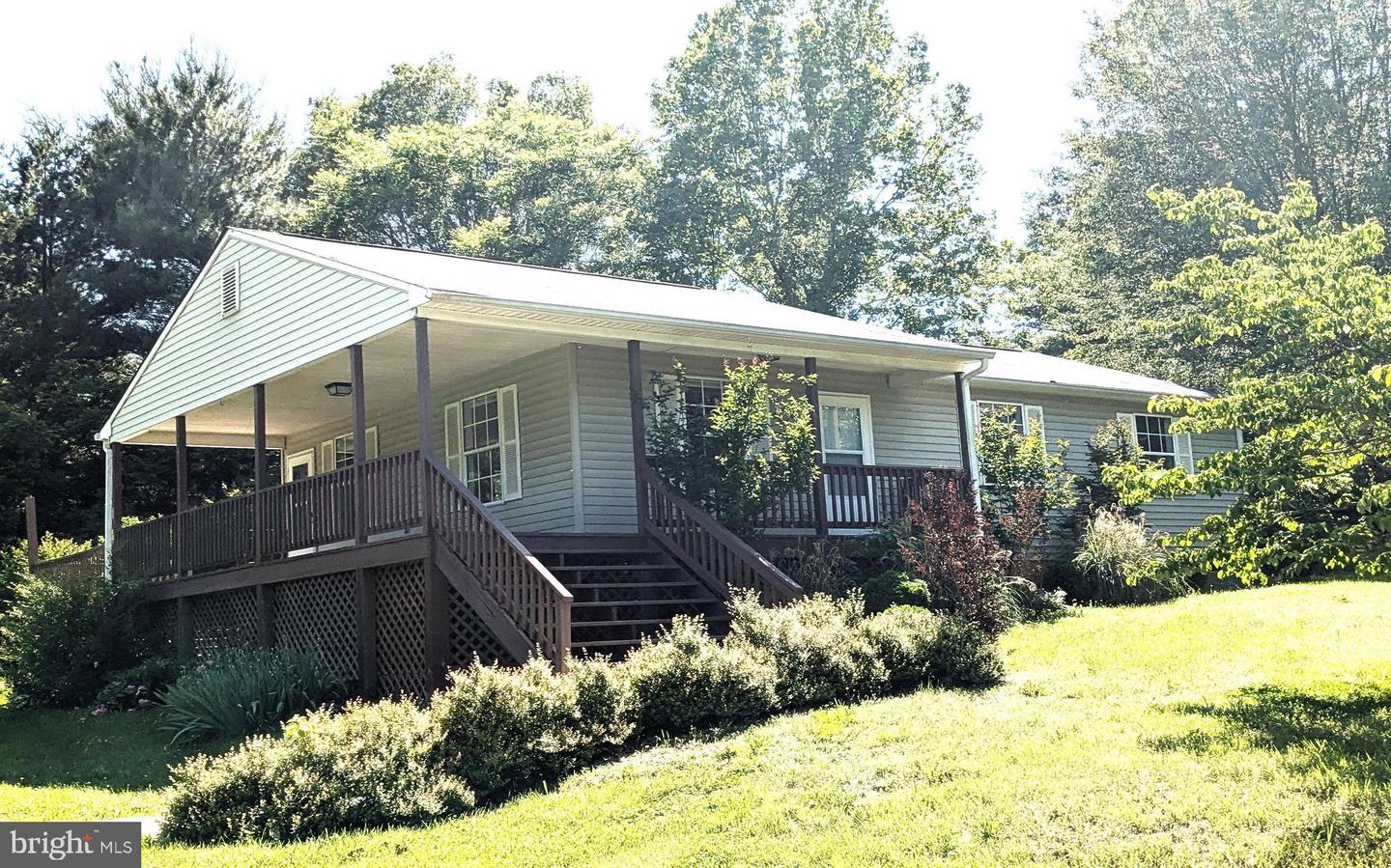 191 Dun Glory Dr Property Photo 1