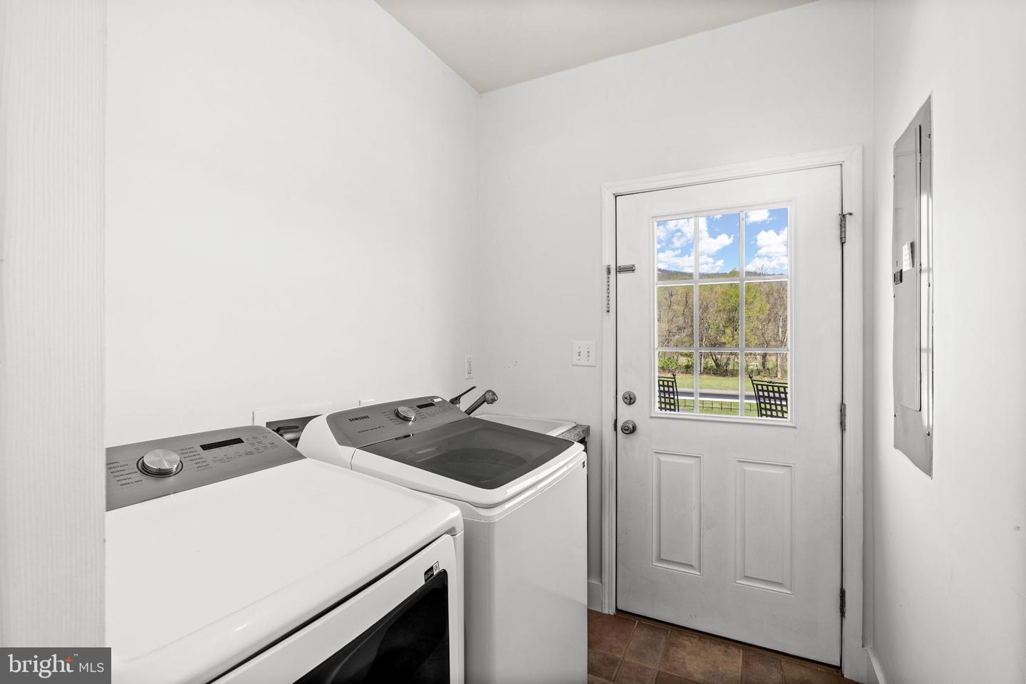 3063 Etlan Road Property Photo 22