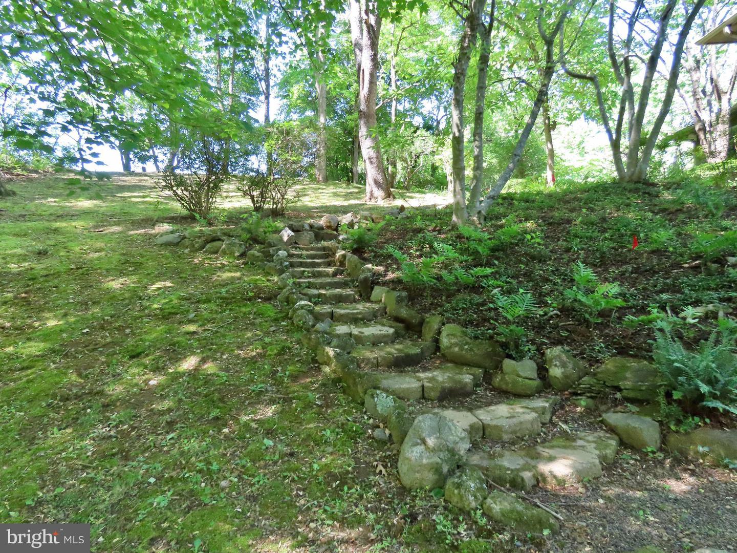 3016 Etlan Property Photo 4