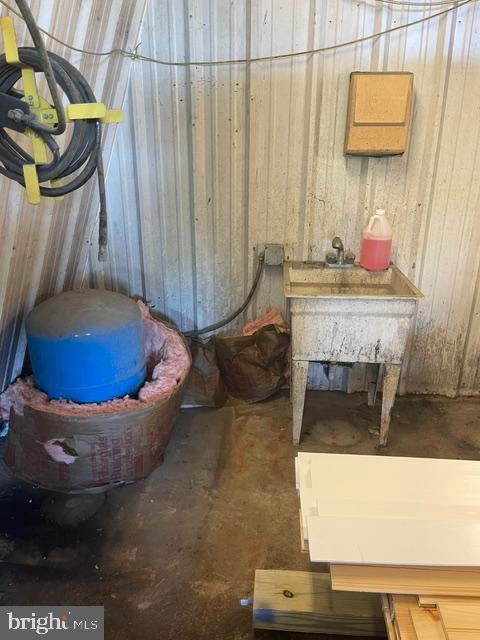 6475 N Seminole Trail Property Photo 28