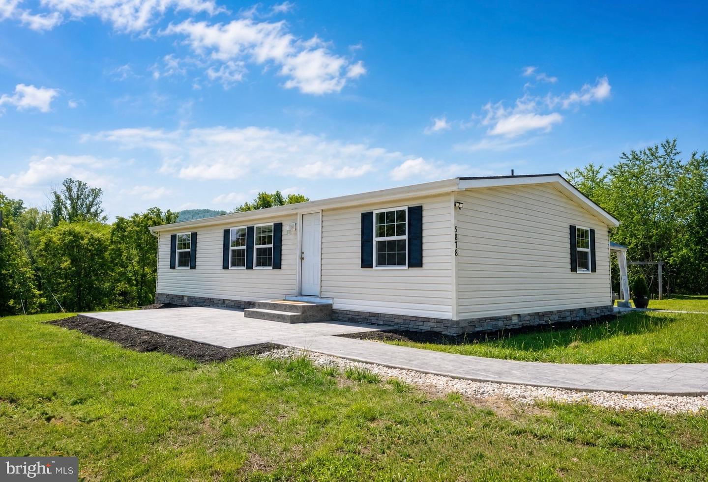 5878 N SEMINOLE TRL