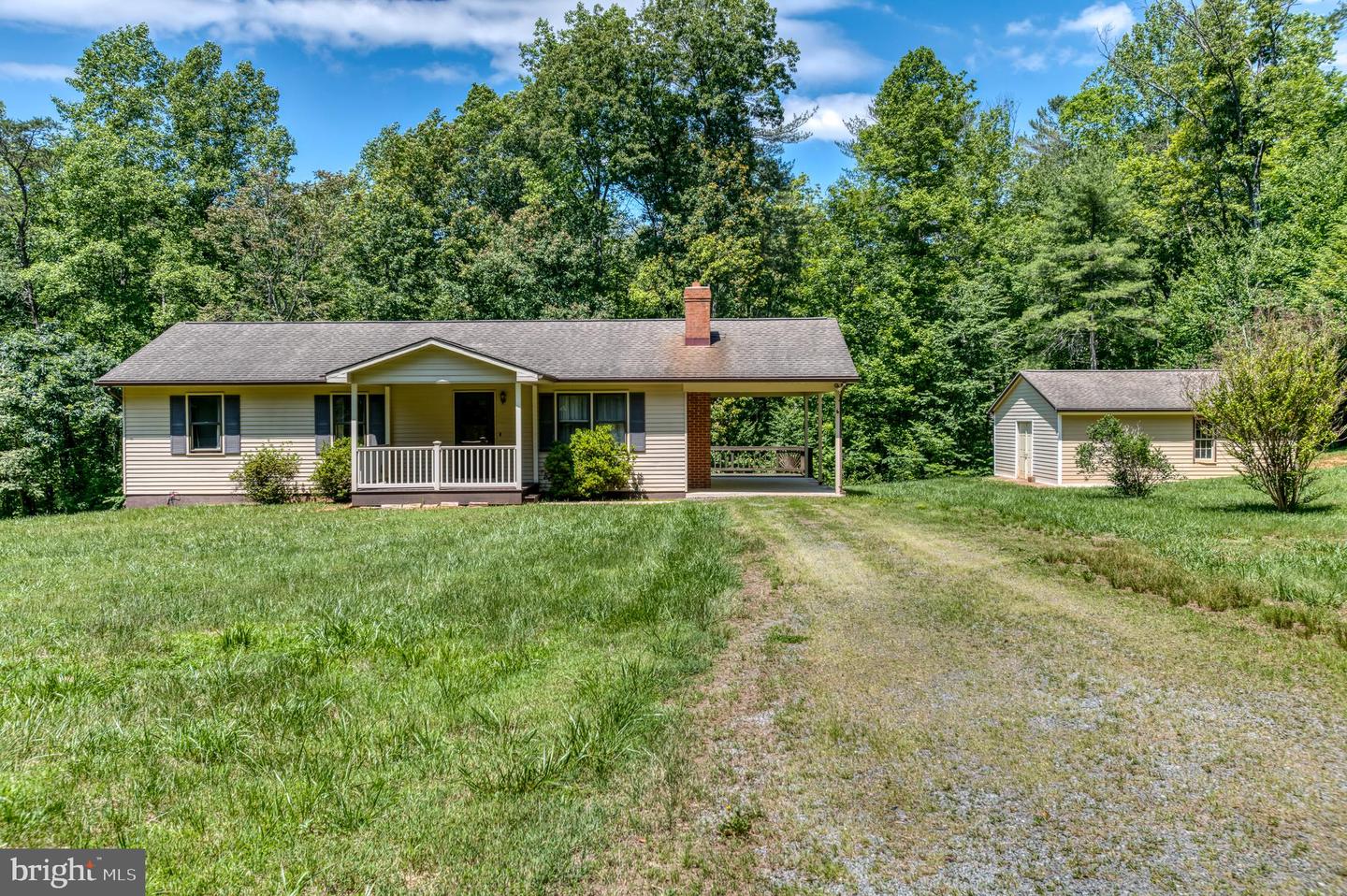 803 Weaver Hollow Rd Property Photo 31