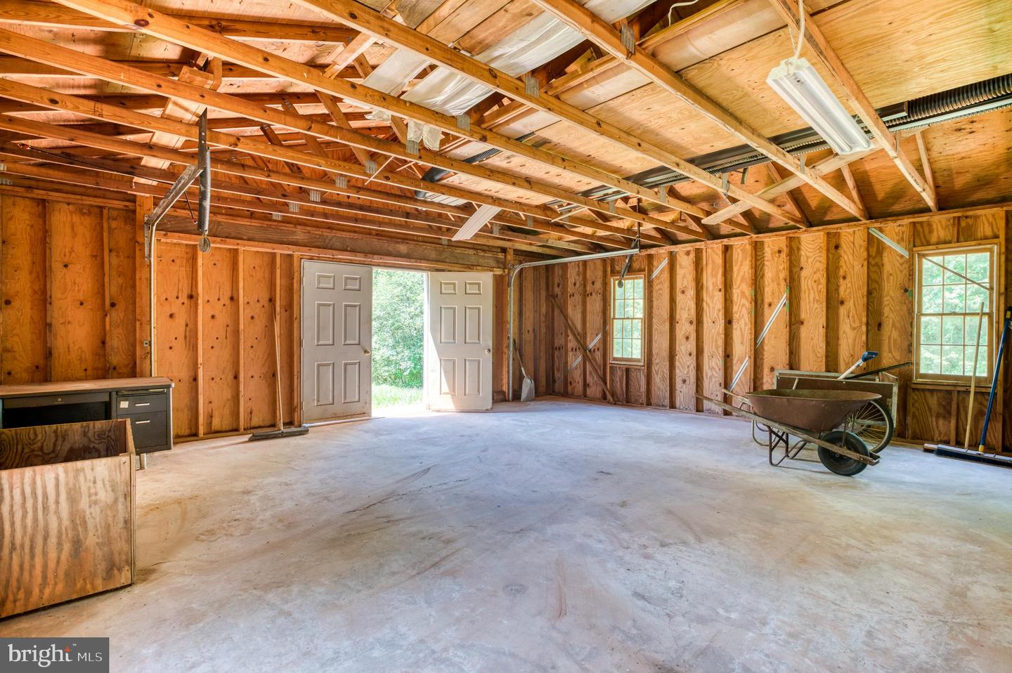 803 Weaver Hollow Rd Property Photo 35
