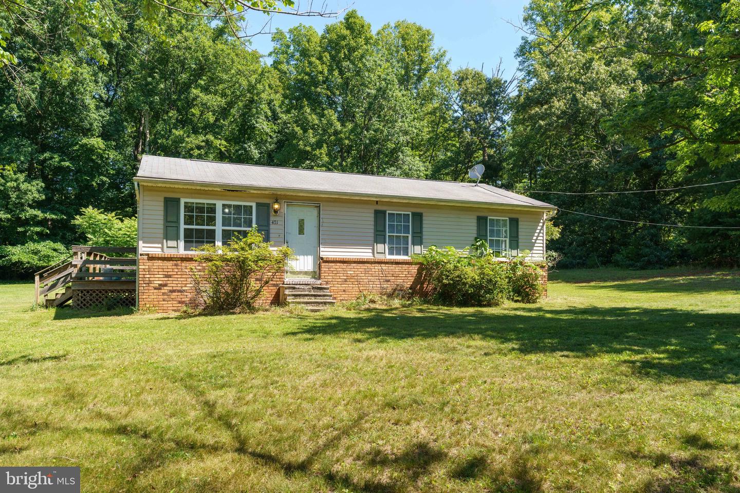471 Tryme Rd Property Photo 1