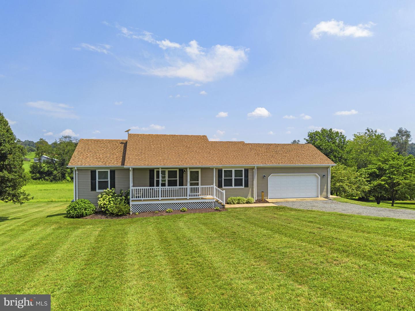 1388 Novum Church Property Photo 1