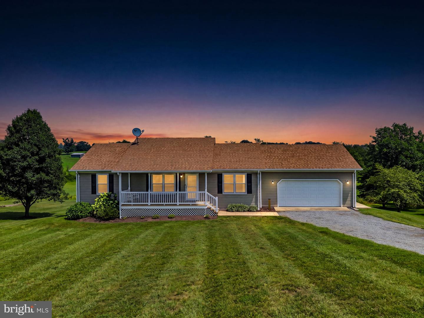 1388 Novum Church Property Photo 4