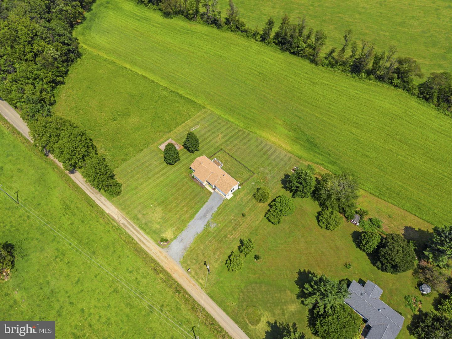 1388 Novum Church Property Photo 5
