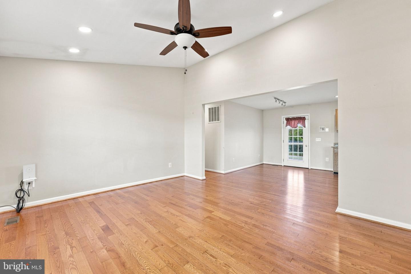 1388 Novum Church Property Photo 12