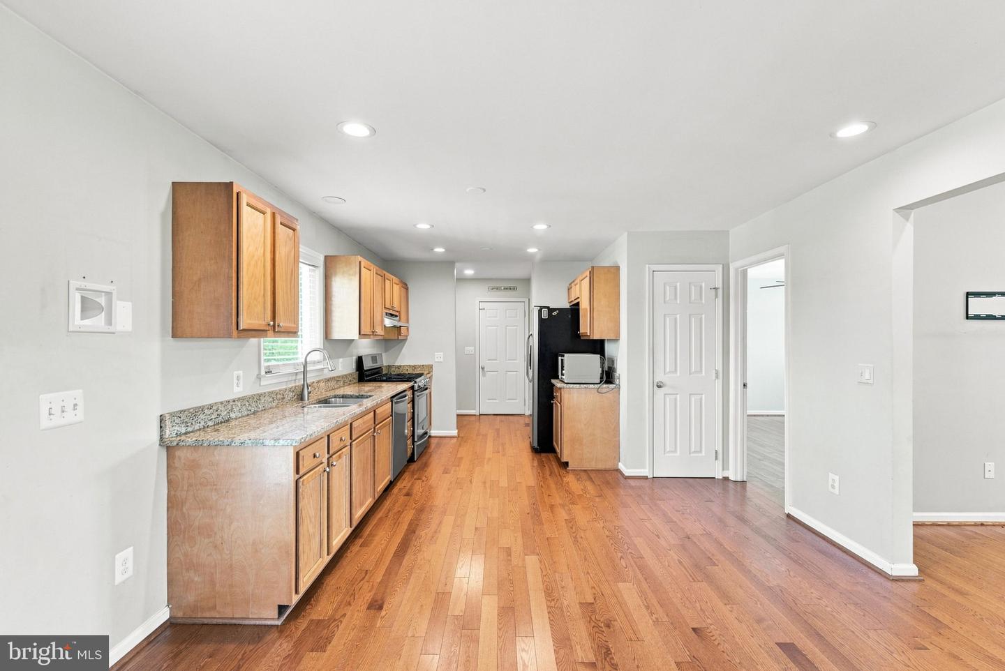 1388 Novum Church Property Photo 18