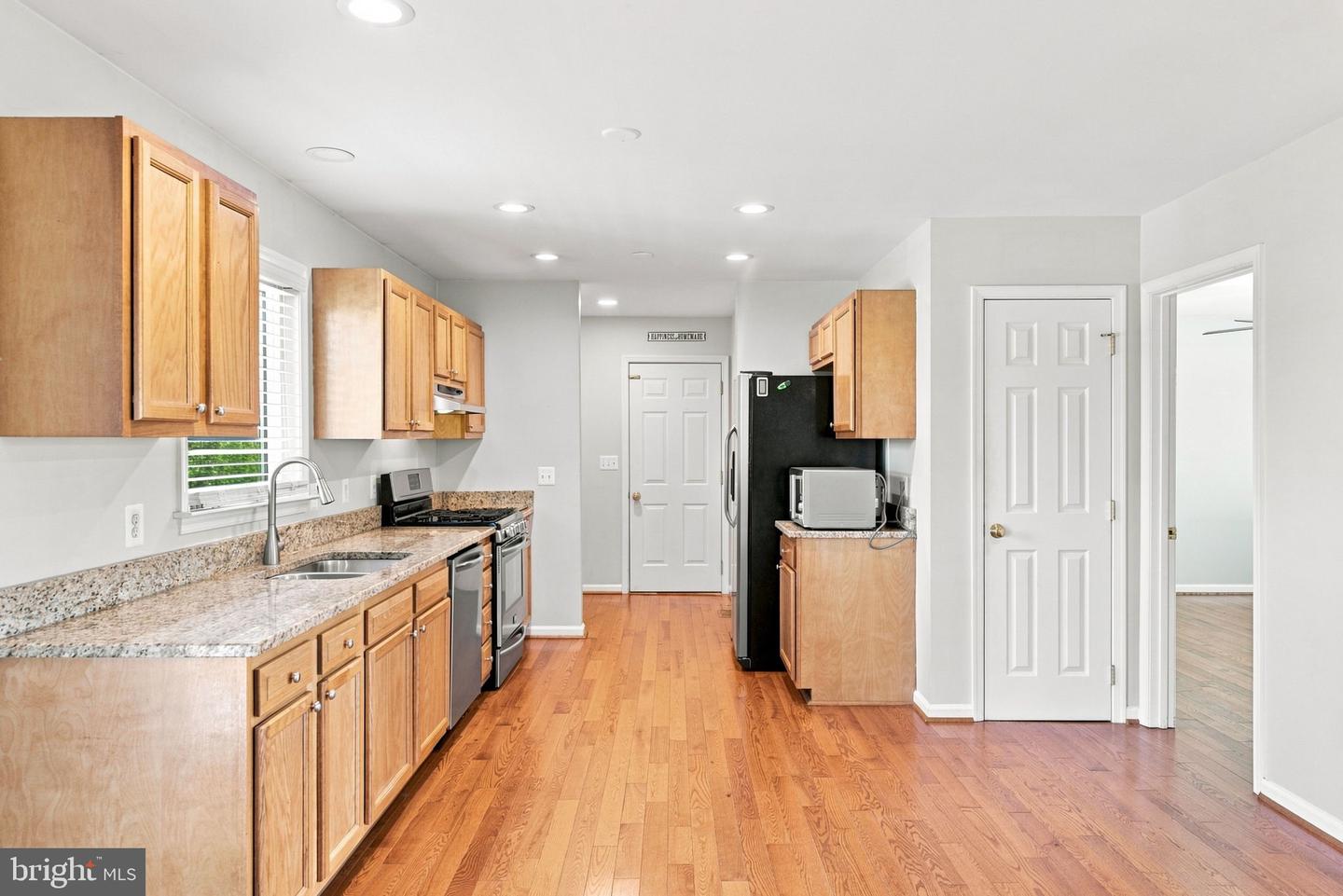 1388 Novum Church Property Photo 19