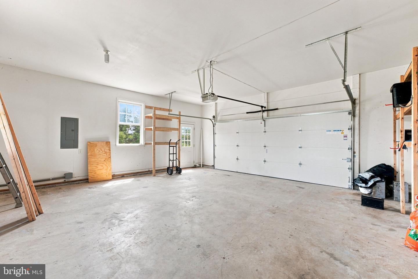 1388 Novum Church Property Photo 23