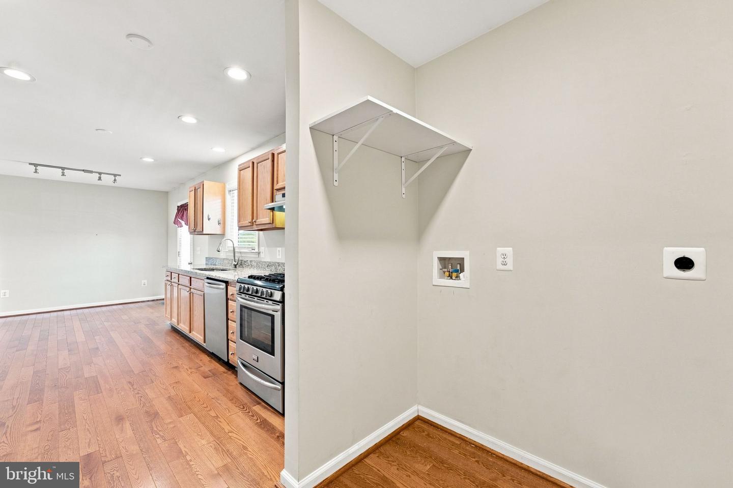 1388 Novum Church Property Photo 24