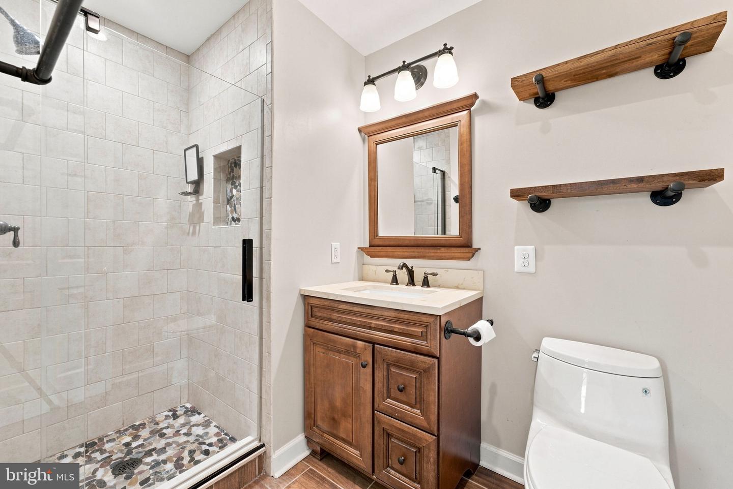 1388 Novum Church Property Photo 32
