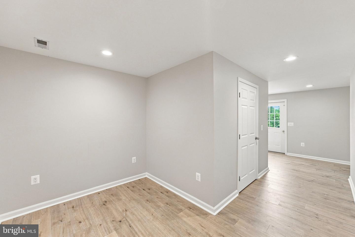1388 Novum Church Property Photo 38