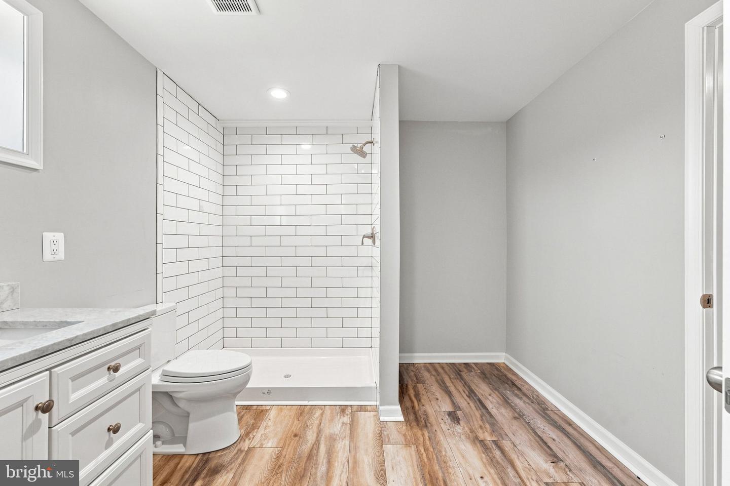 1388 Novum Church Property Photo 48