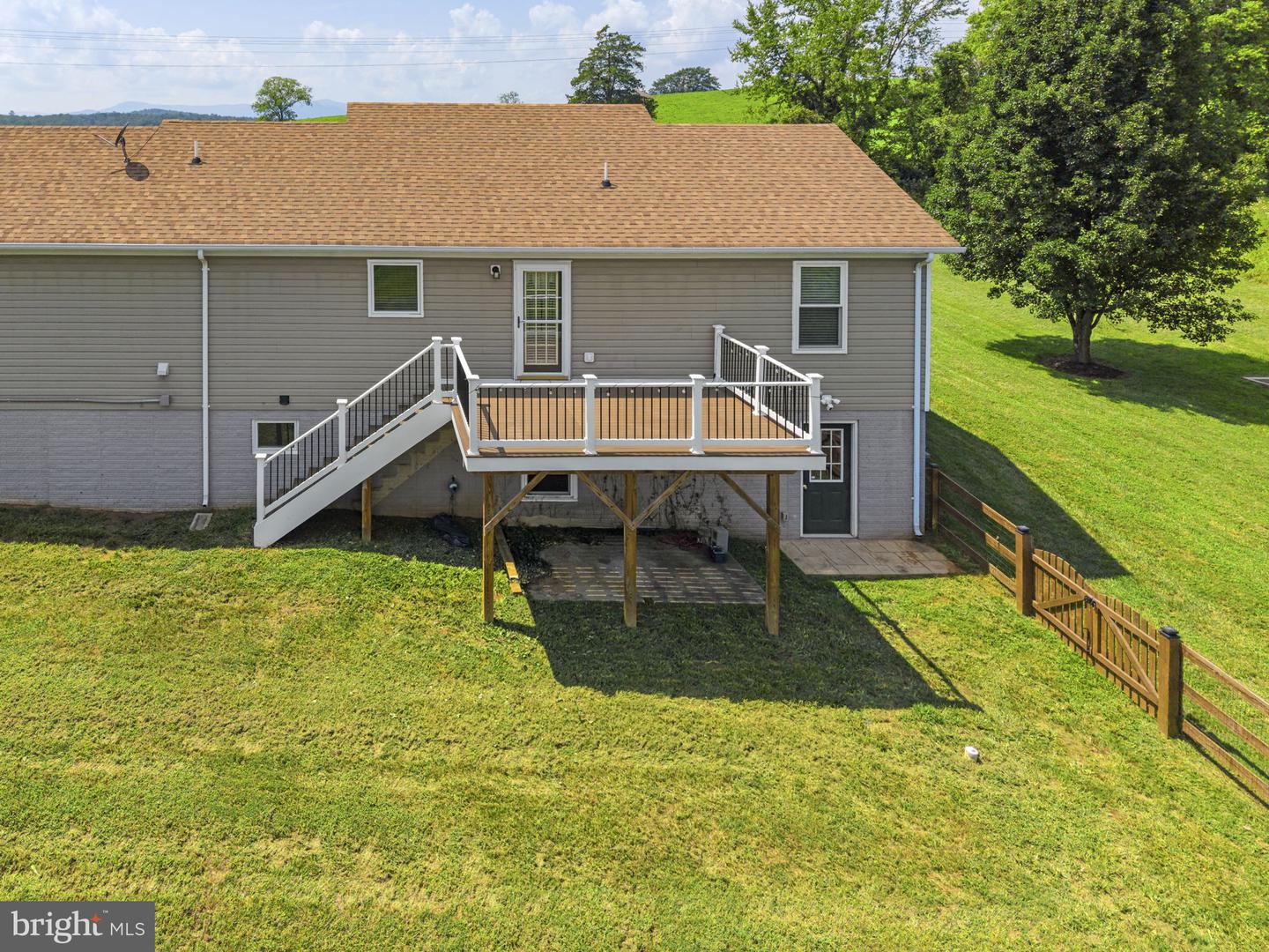 1388 Novum Church Property Photo 65