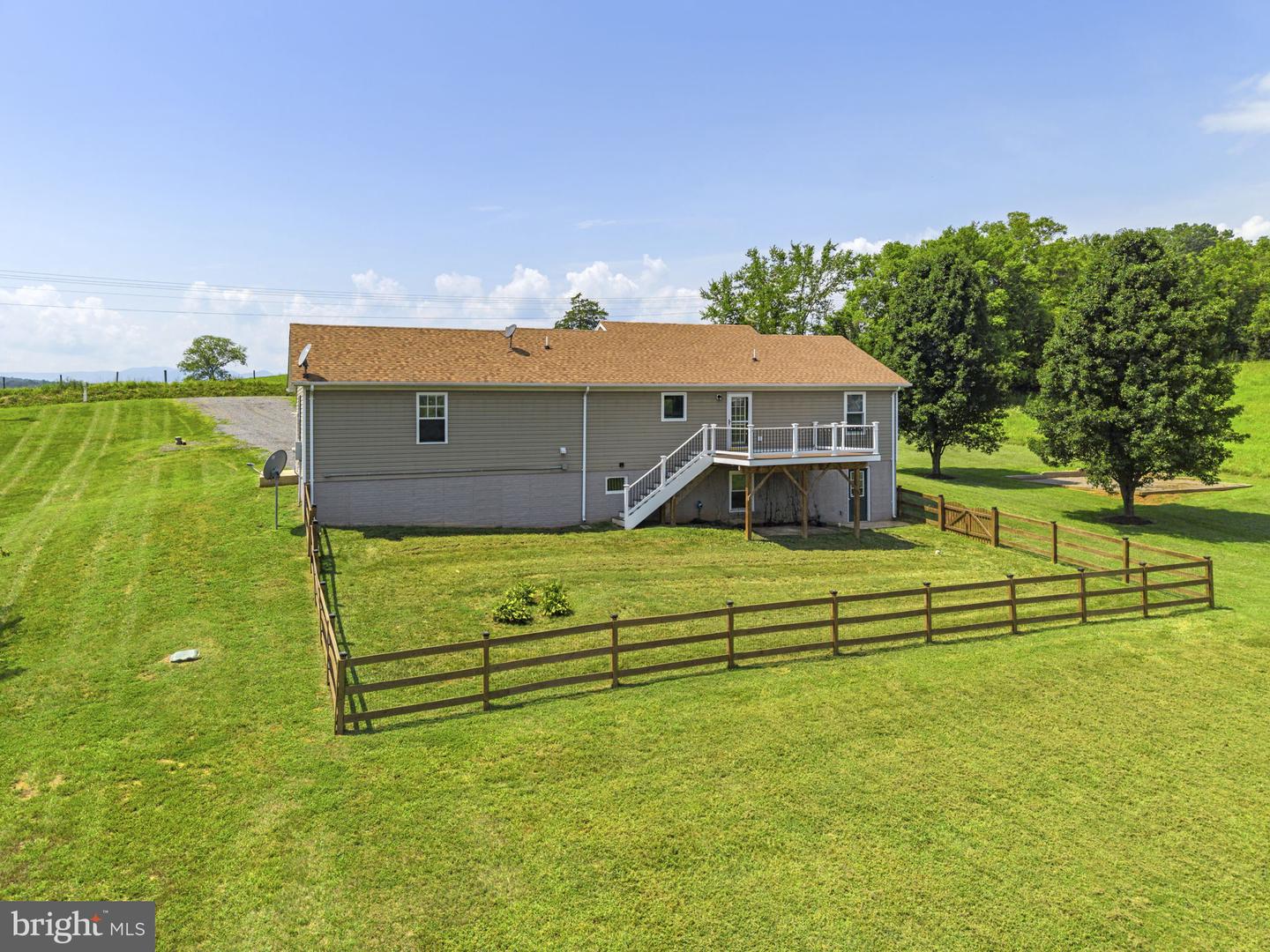 1388 Novum Church Property Photo 66