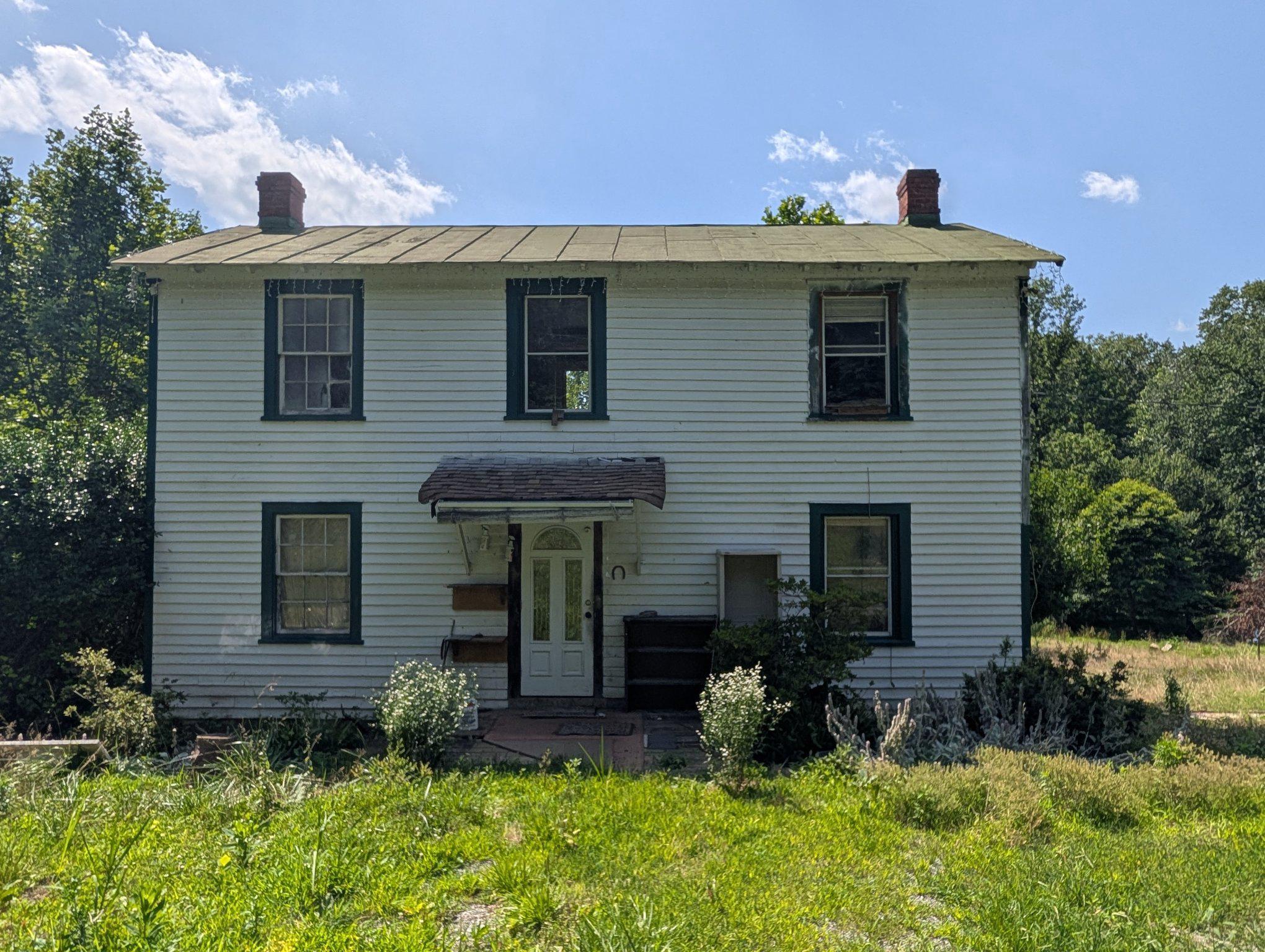 1165 S F T Valley Rd Property Photo 3