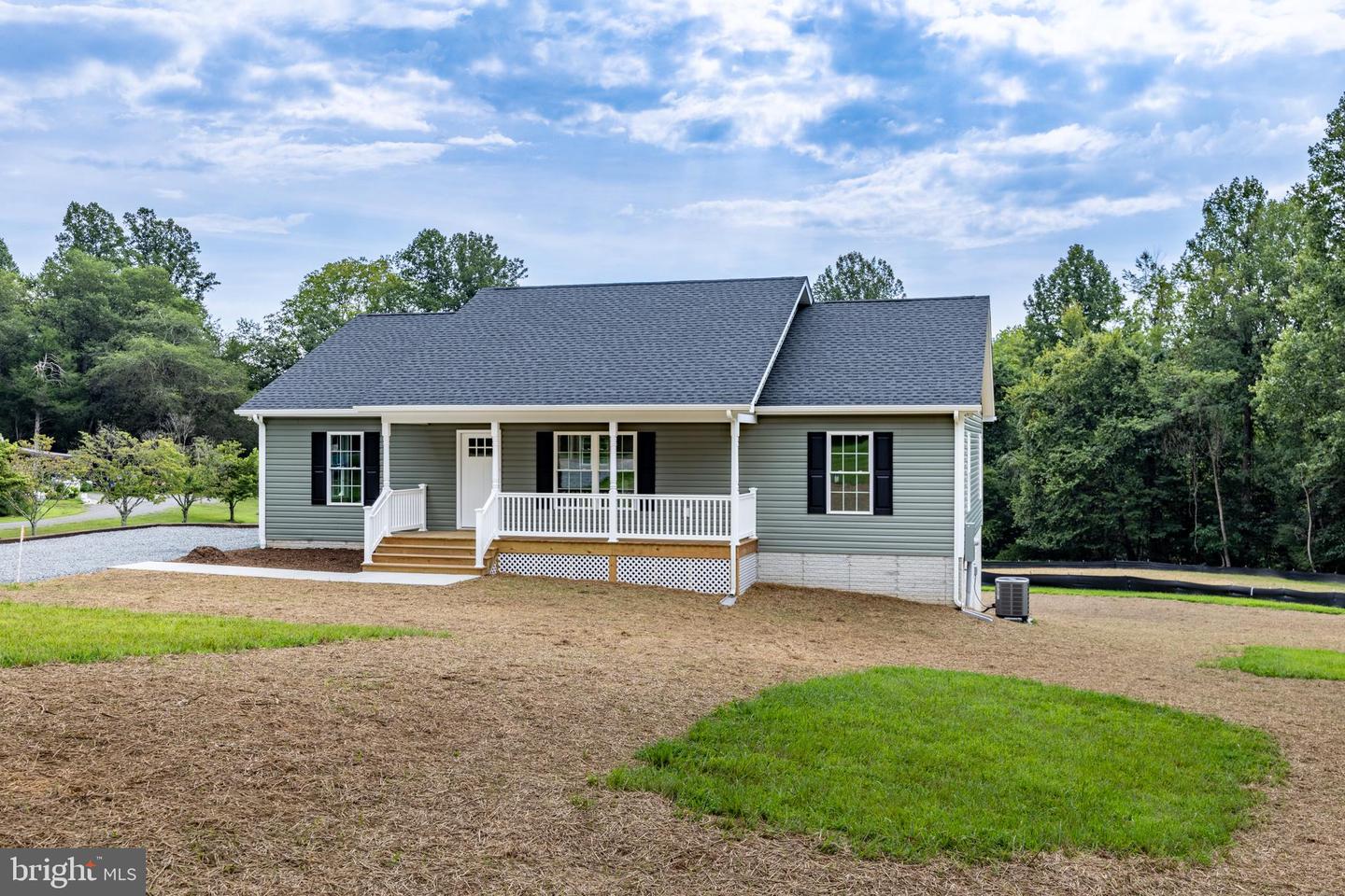 240 WINDMILL LN