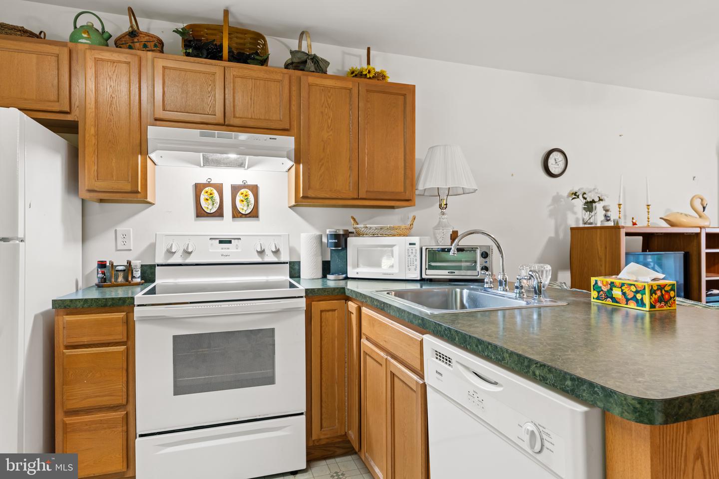 91 Glenn Rd Property Photo 3