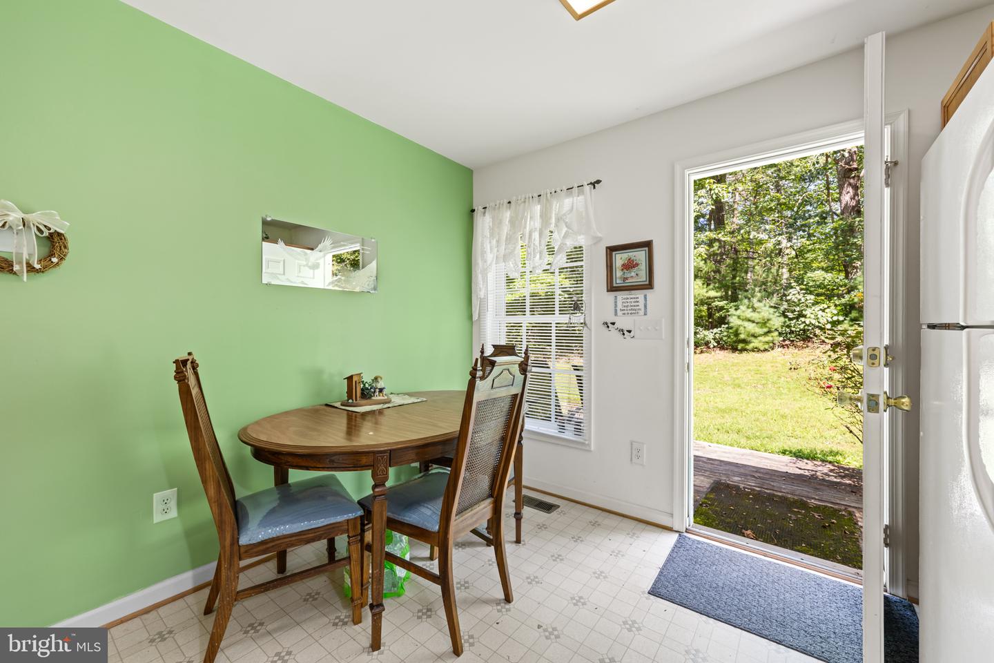 91 Glenn Rd Property Photo 5