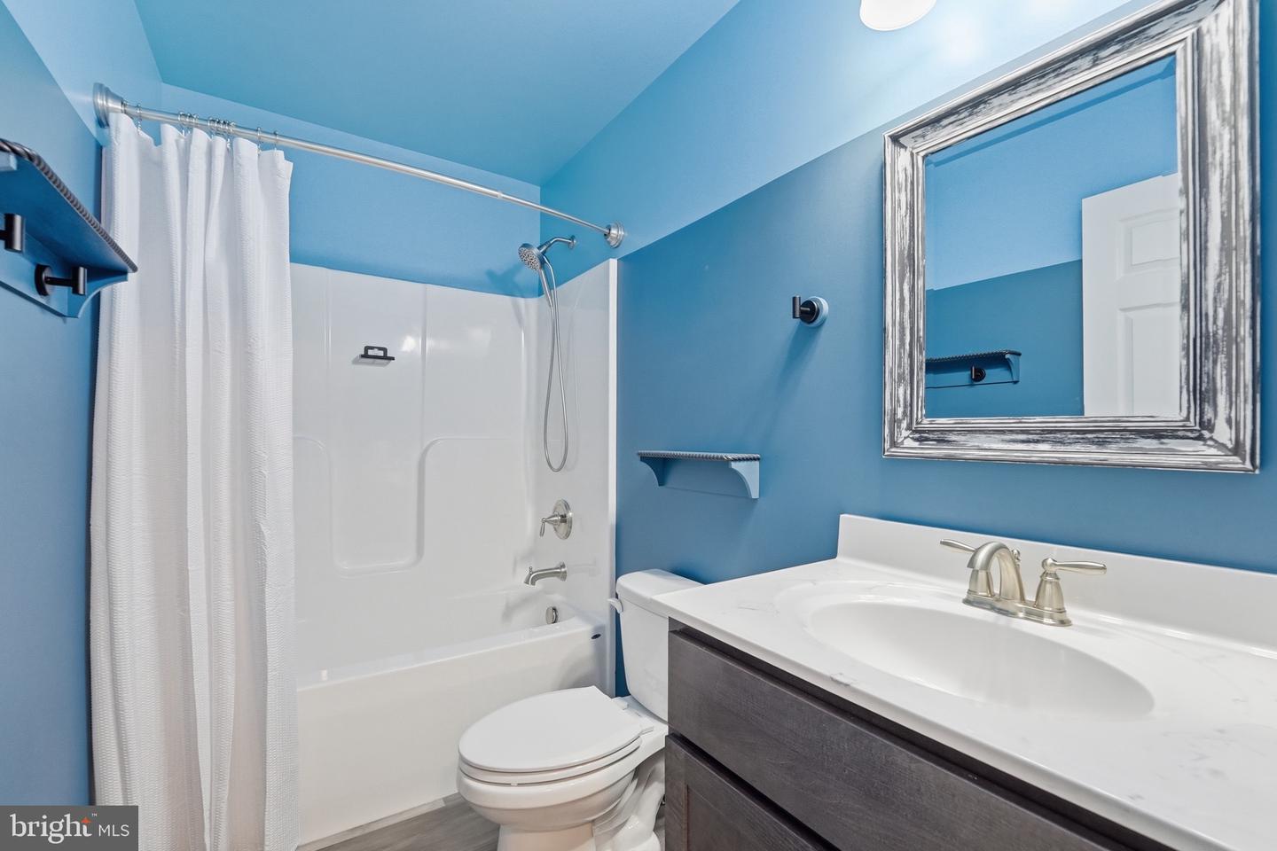 898 Seville Rd. Property Photo 20