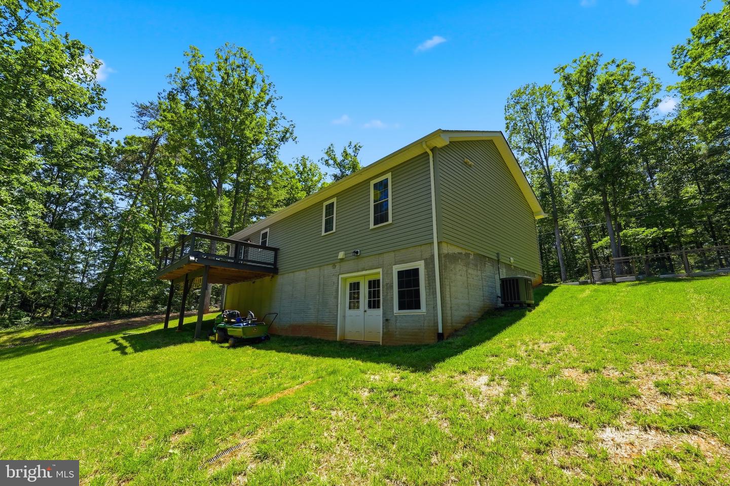 898 Seville Rd. Property Photo 38