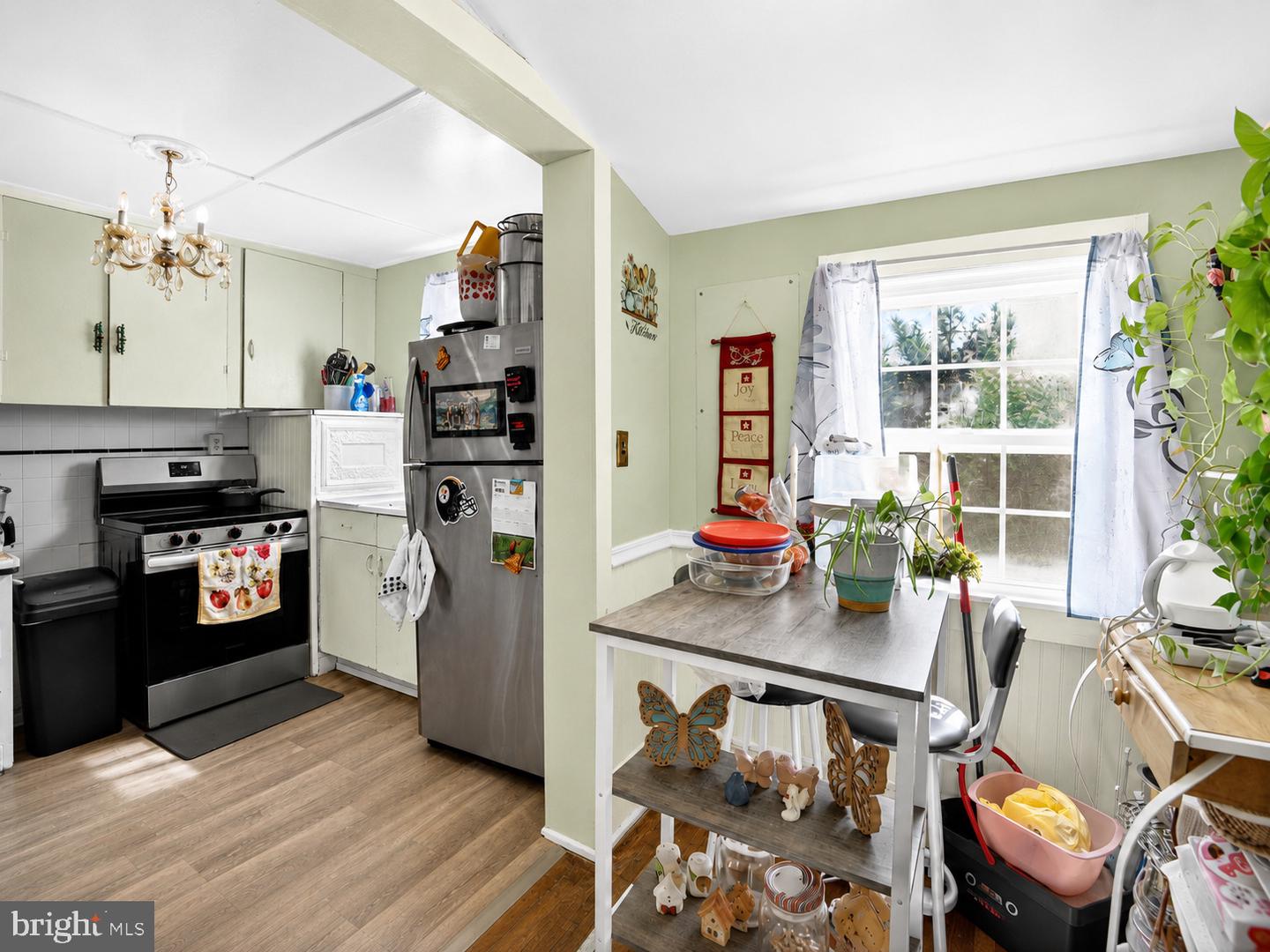 103 Seaboard Ave Property Photo 3