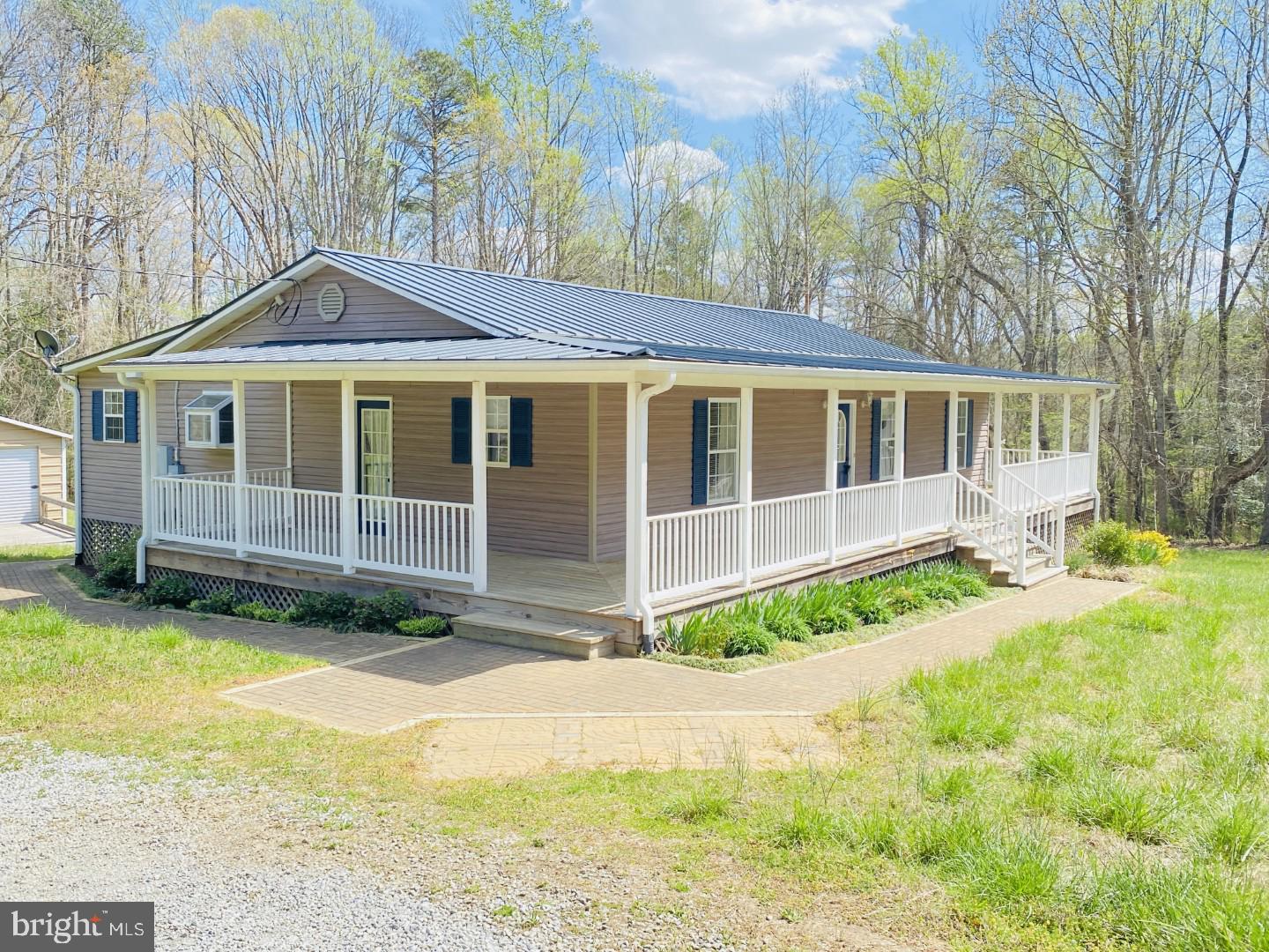 427 Muscadine Trl Property Photo 6